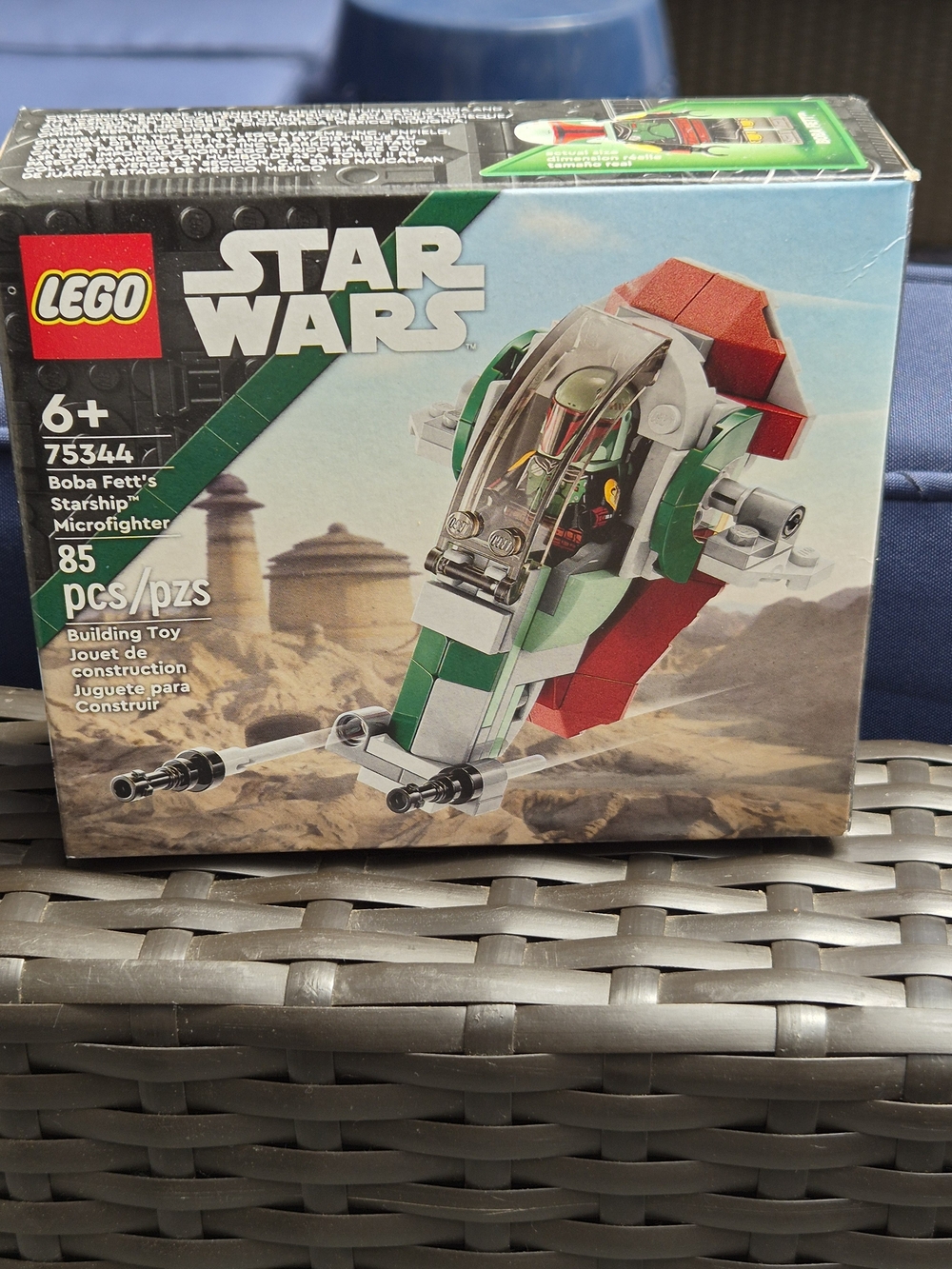 LEGO Star Wars Boba Fett Starship Microfighter - Green, Red, White